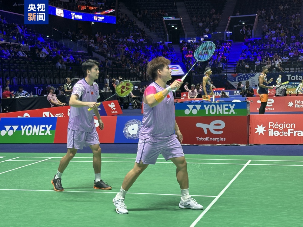 和乔治在训 和乔治在训