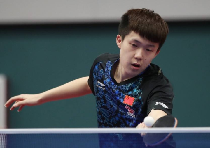 毫不动摇地 毫不动摇地